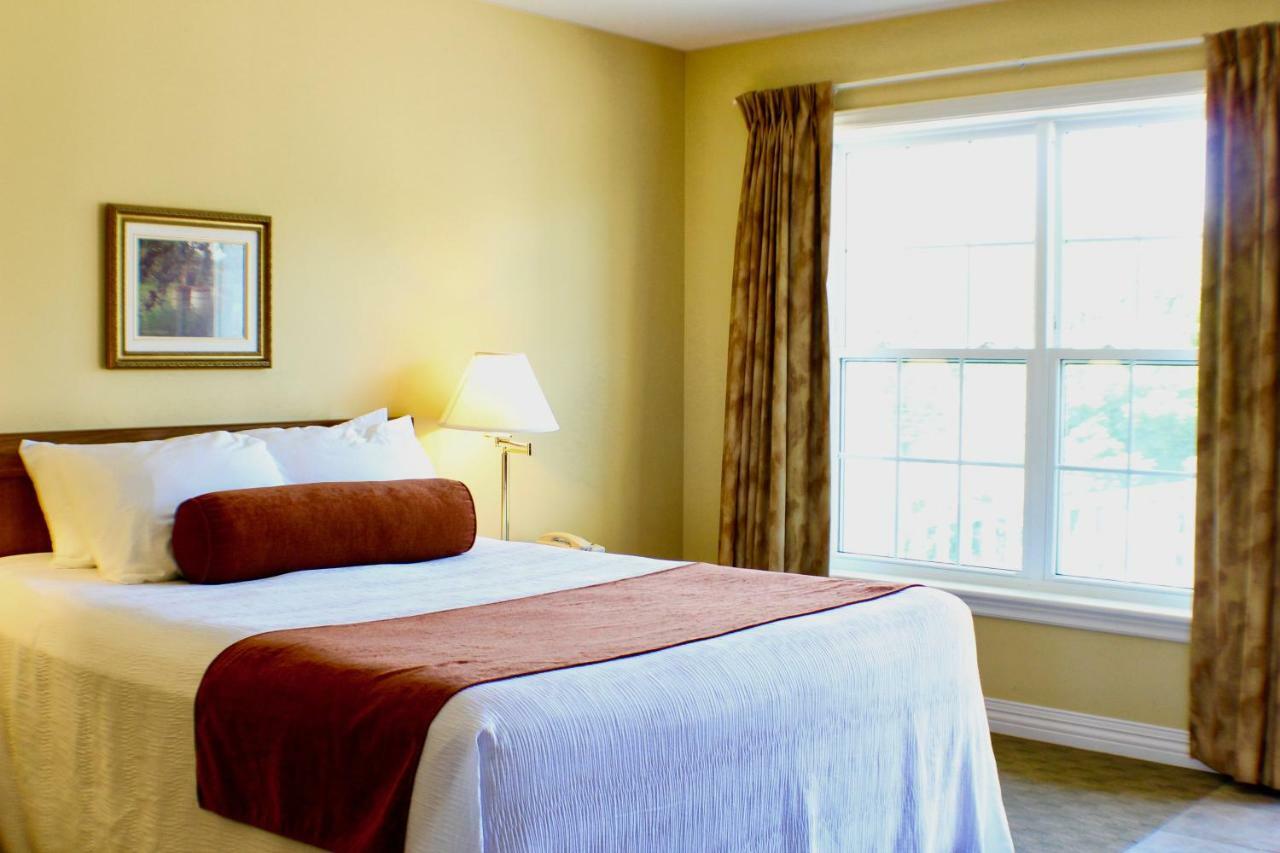 Evangeline Inn & Motel Grand-Pre Ngoại thất bức ảnh