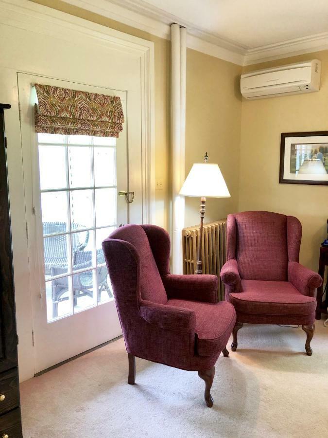 Evangeline Inn & Motel Grand-Pre Ngoại thất bức ảnh
