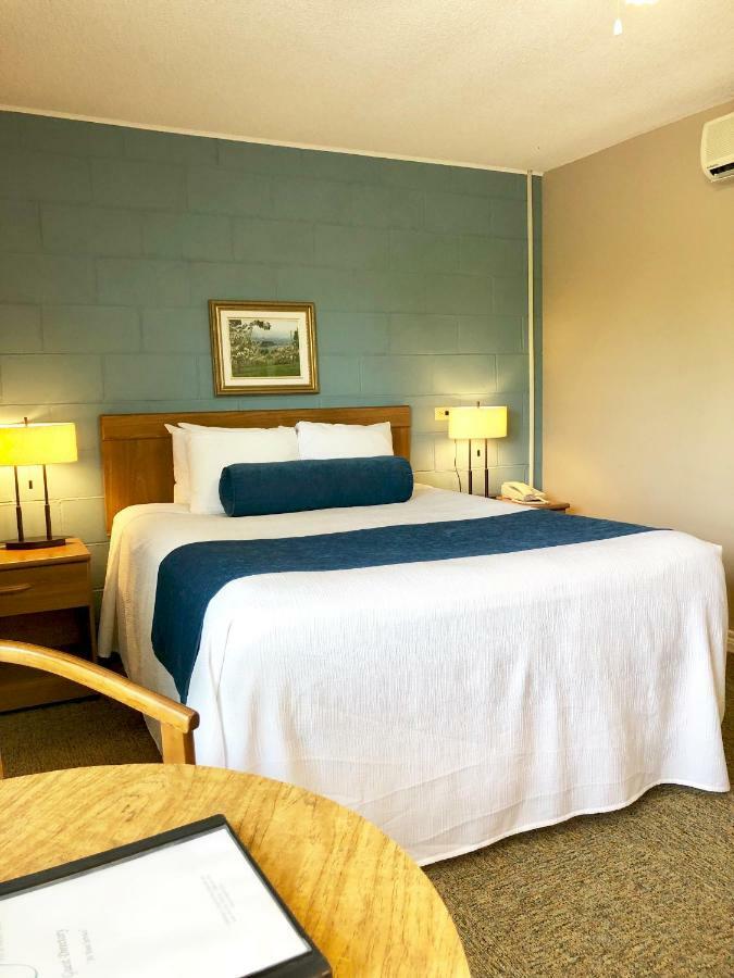 Evangeline Inn & Motel Grand-Pre Ngoại thất bức ảnh